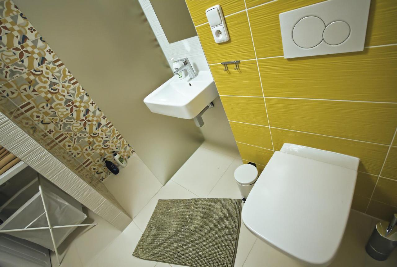 Nice Accommodation In Мікулов Екстер'єр фото